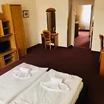 Hotel Geo